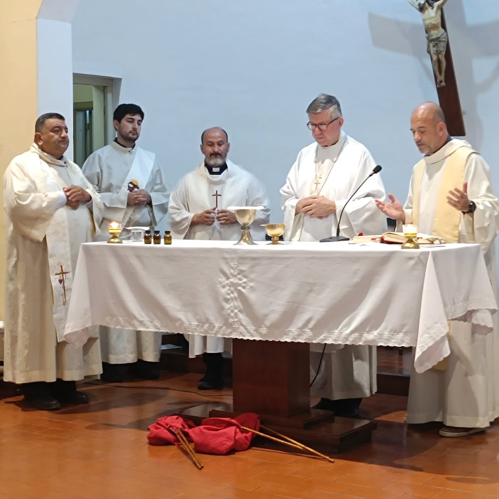 Inicio del ministerio pastoral del padre Jorge - imagen 3