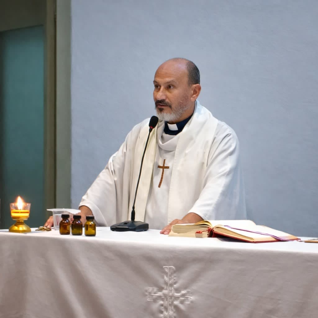 Inicio del ministerio pastoral del padre Jorge - imagen 1